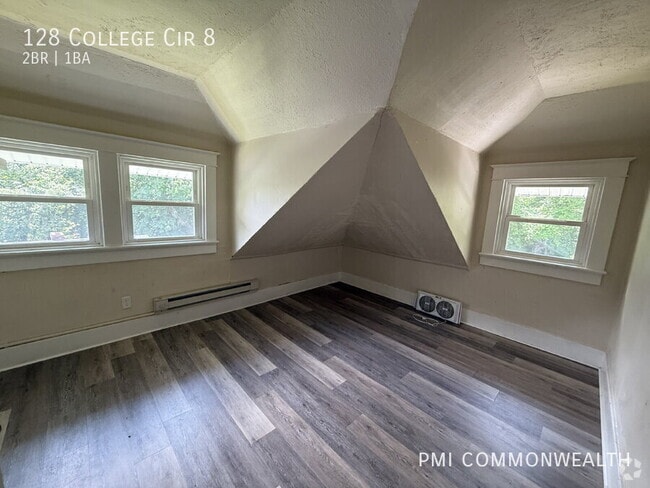 Building Photo - 128 College Cir Rental