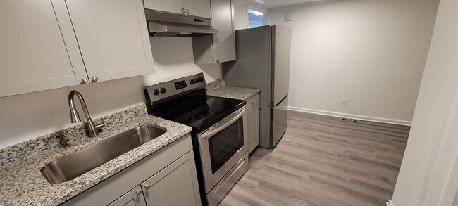 Photo - 411 Pinecrest Dr