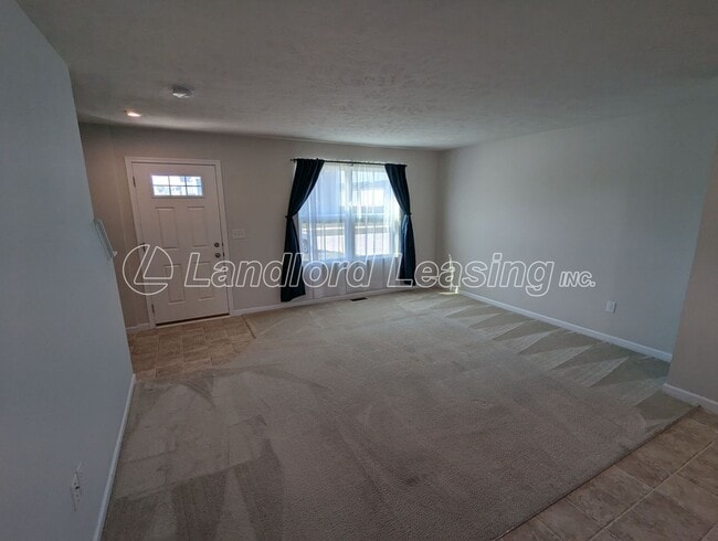 Photo - Martin's Run Colonial in Amherst School Di...