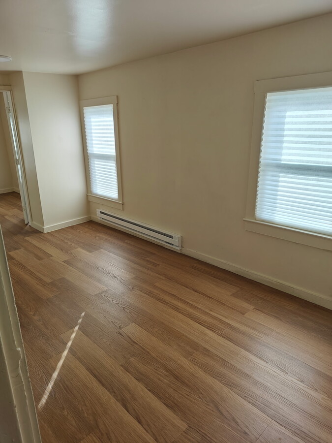 Photo - 56 Roland St
