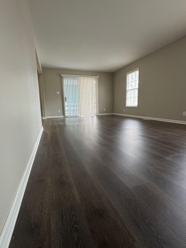 Photo - 26 Trenton Sq Condo Unit 43