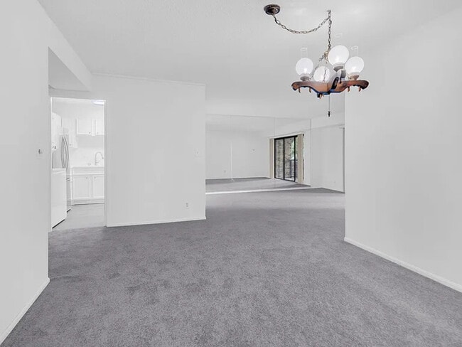Photo - 5901 Mt Eagle Dr Unit APT 107