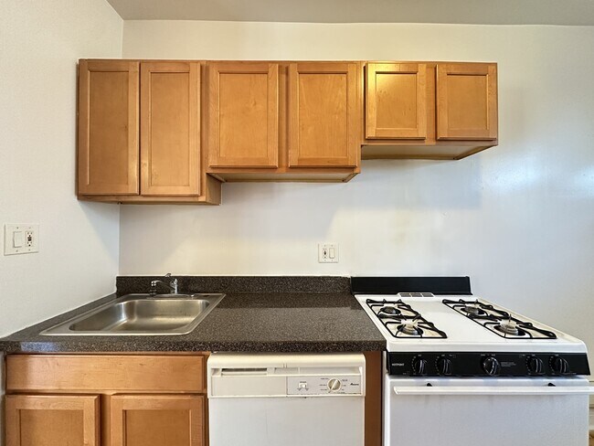 Photo - 834 W Waveland Ave Unit M01R