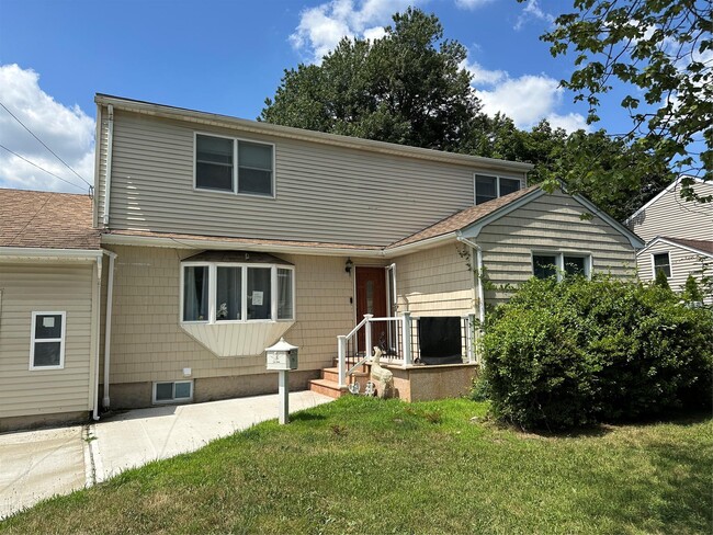 Photo - 15 Mida Ct House