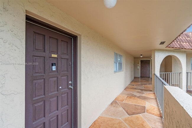 Photo - 6100 S Falls Cir Dr Unit 410