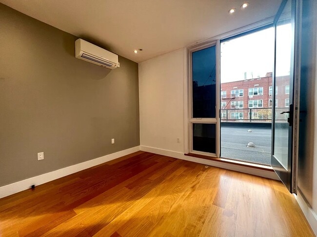 Photo - 22 Rogers Ave