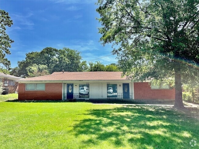 Building Photo - 2614 Denison St Unit 26 Rental