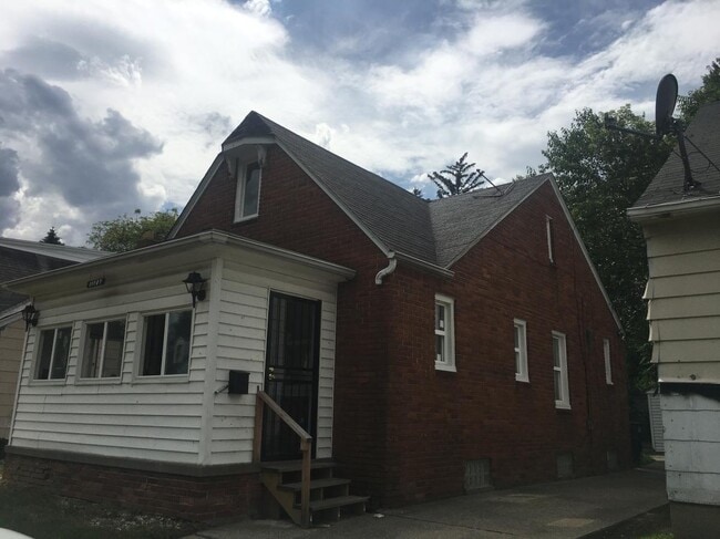 Photo - 11787 Duchess St