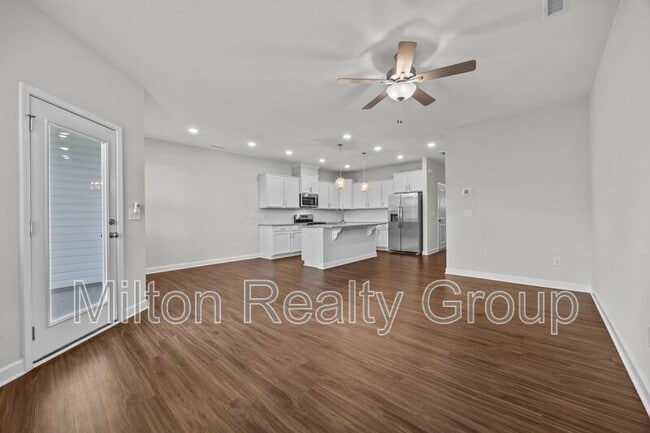 Photo - 63 Village Edge Dr