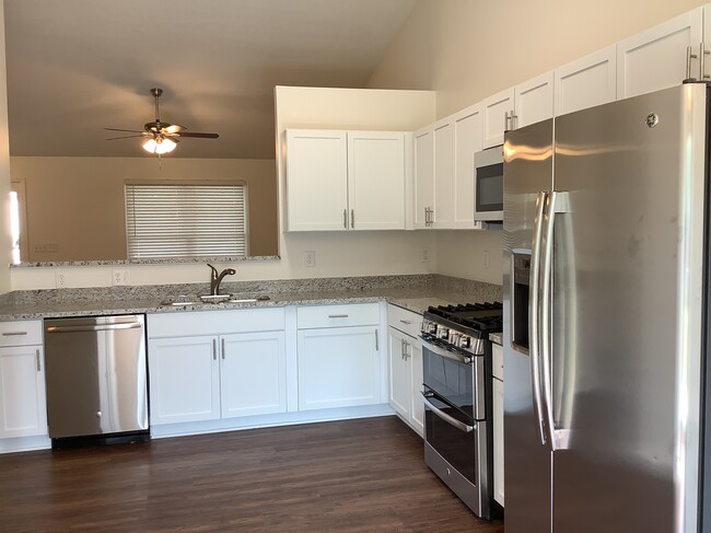 Photo - 807 Mill Run Dr