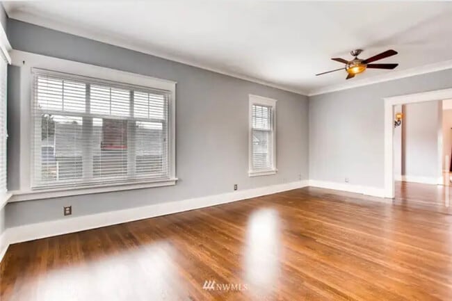 Photo - 8633 Wabash Ave S