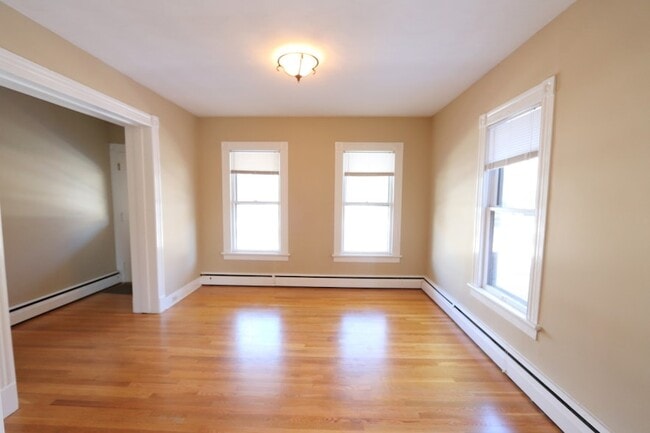 Photo - 72 N Whittlesey Ave Unit 1