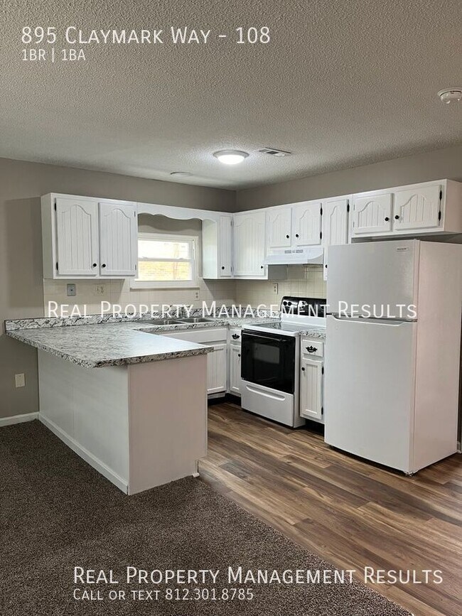 Photo - 895 Claymark Way Unidad 108