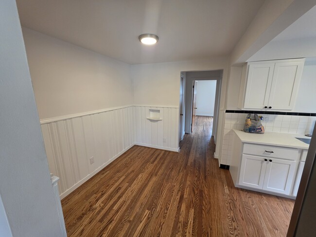 3911 E Gatewood Ln Unit 2