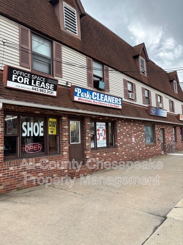 Photo - 633 Frederick Rd