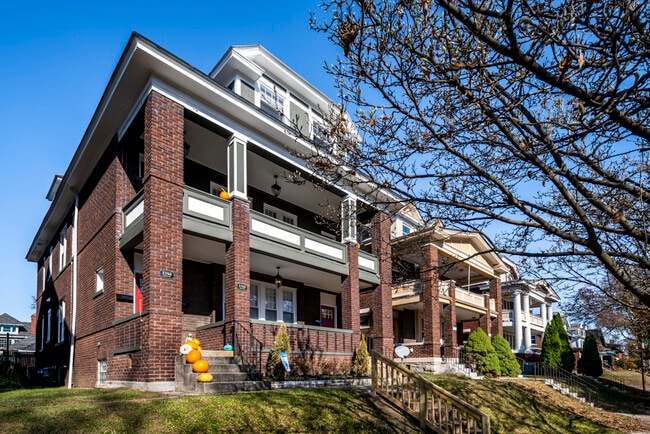 Photo - 1744 Bryden Rd