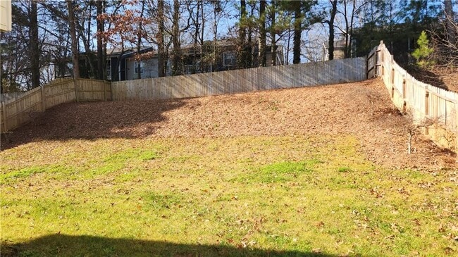 Photo - 1075 Litchfield Way SW