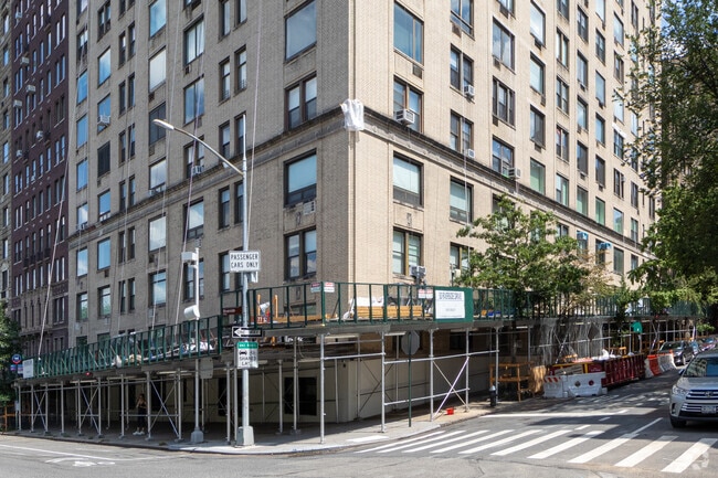 Photo - 50 Riverside Dr