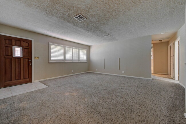 Photo - 1202 Benson Dr