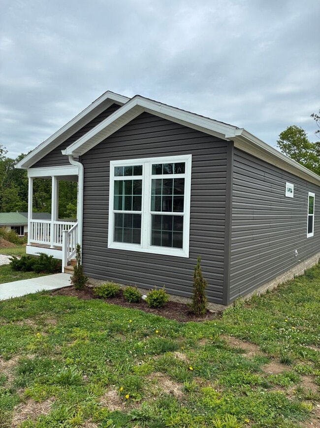 Photo - Modern 3 Bedroom 2 Bath House - New Build! Available NOW!