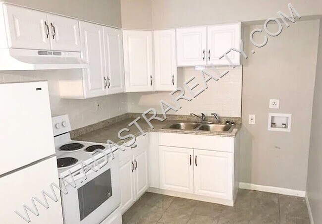 Photo - 2508 NW Frances St Unit A