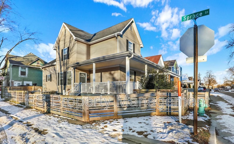 Photo - 1502 Lexington Ave