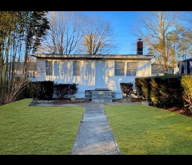 Photo - 65 10th St House