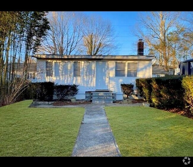 Building Photo - 65 10th St Rental