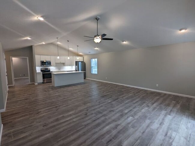 Photo - 4 Bedroom Home With An Open Floor Plan In ...
