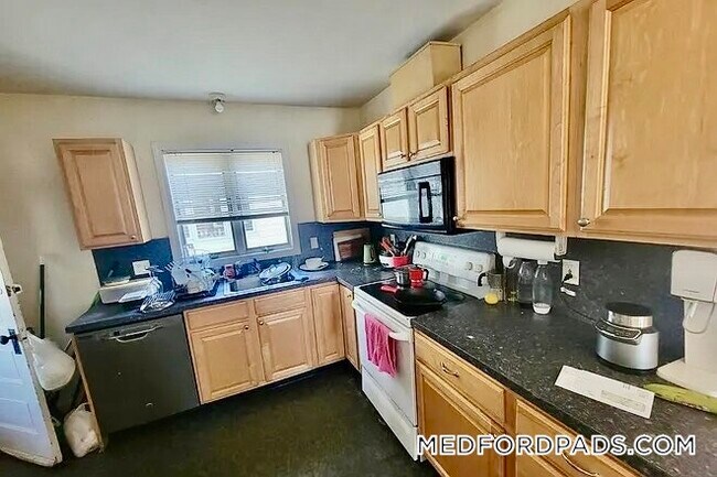 Photo - 288 Boston Ave Unit 3