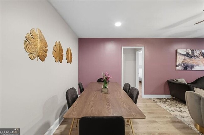 Photo - 3645 Peachtree Rd NE Unit 203