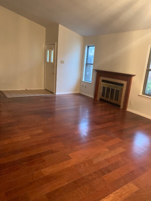 1211 White Lake Dr House House Rental in Irving, TX