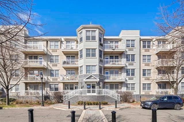 Building Photo - 30 Freedomway Unit 307 Rental