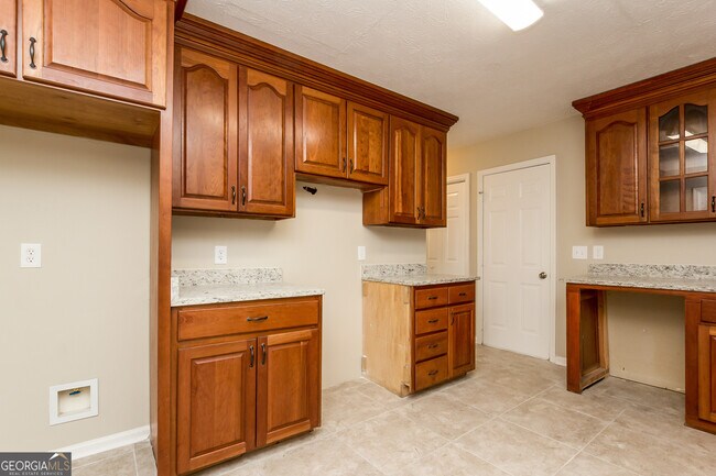 Photo - 4909 October Way NW