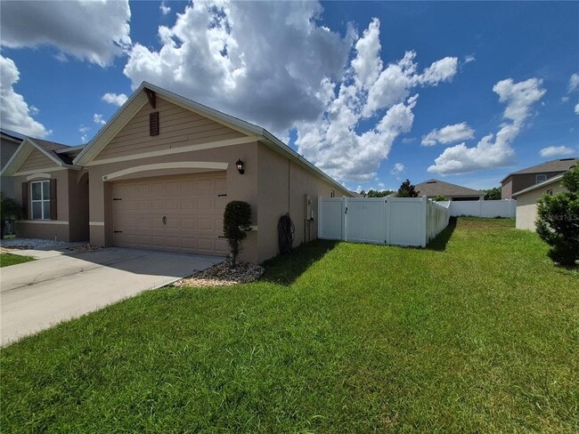 Photo - 492 Honey Bell Rd