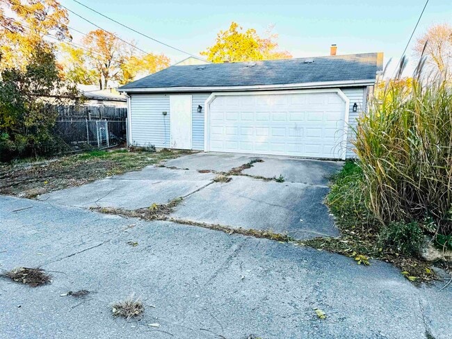 Photo - 4018 Webster St