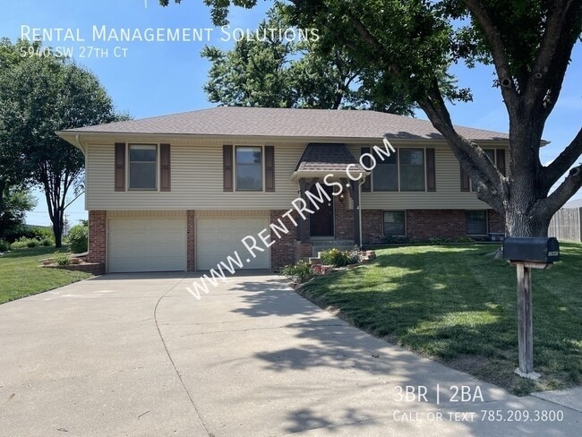 Building Photo - 5940 SW 27th Ct