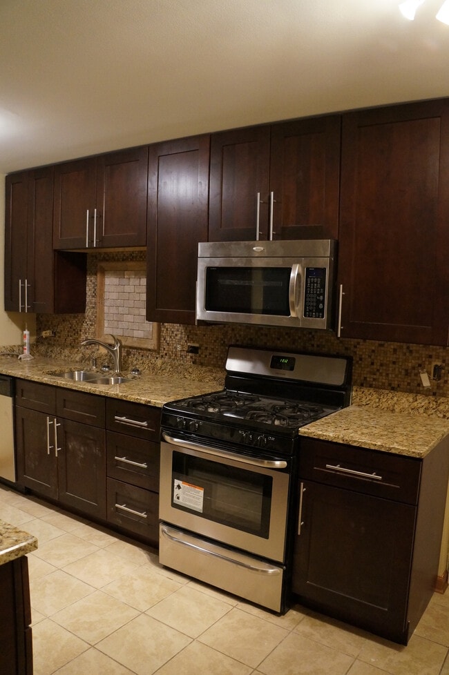 Photo - 712 Dempster St Unit fg9