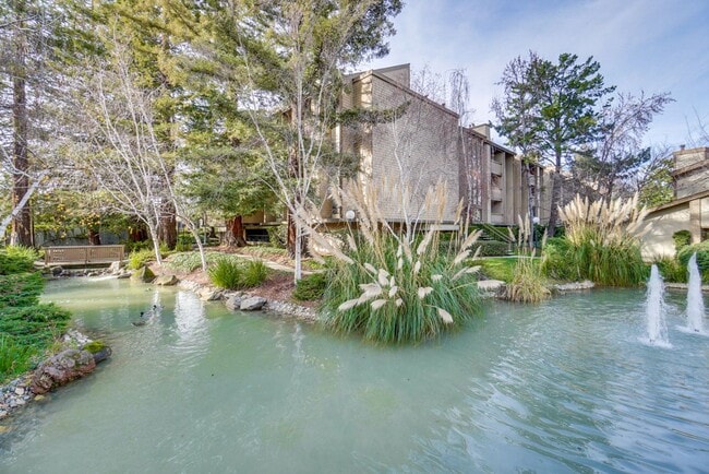 Photo - Beautifully Remodeled 3BR 2.5BA Townhouse in Great Community in Mountain View