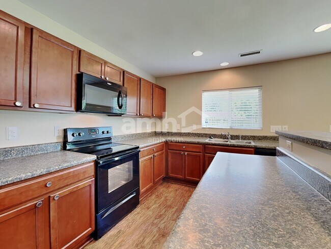 171 Plymouth Dr