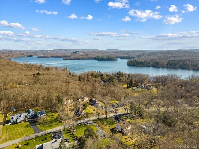 Photo - 44 Oakridge Rd