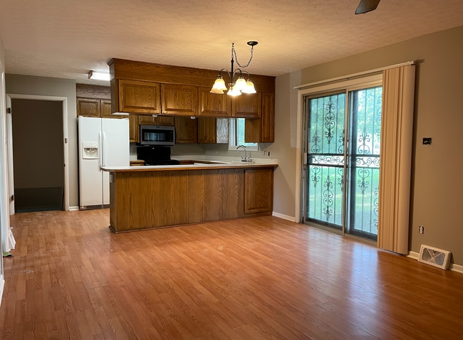 Photo - 3 Bedroom | 3 Bath House in Elizabethtown - FOR RENT