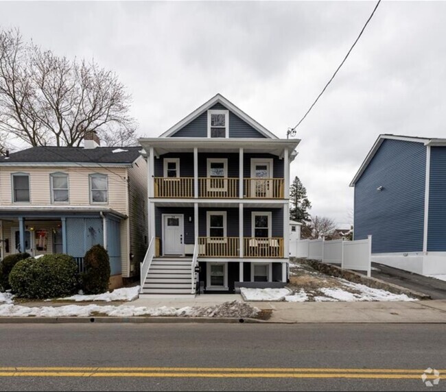 Building Photo - 24 Snowden Ave Rental