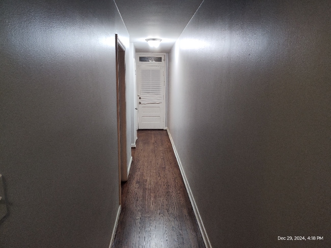 Photo - 8242 Kilpatrick Ave Unit 2