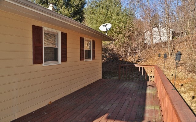 Photo - Student-friendly Split Level Home Located off Brown's Chapel Road