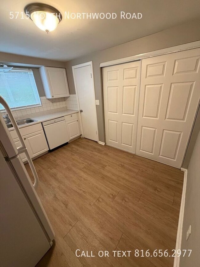 Photo - 5715 N Northwood Rd