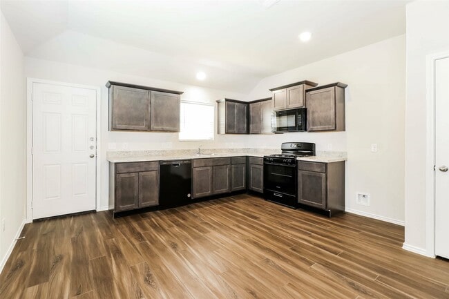 Building Photo - 1036 Burkes Rdg Trl Rental