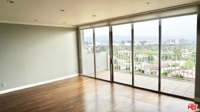 Building Photo - 2170 Century Pk E Unit 1010