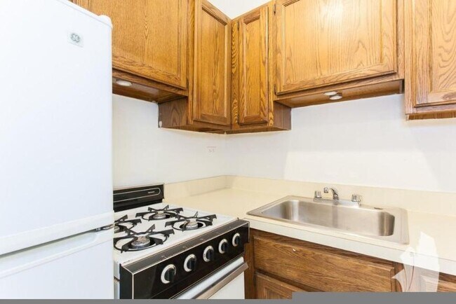 Photo - 1 bedroom in Chicago IL 60657 Unidad 416
