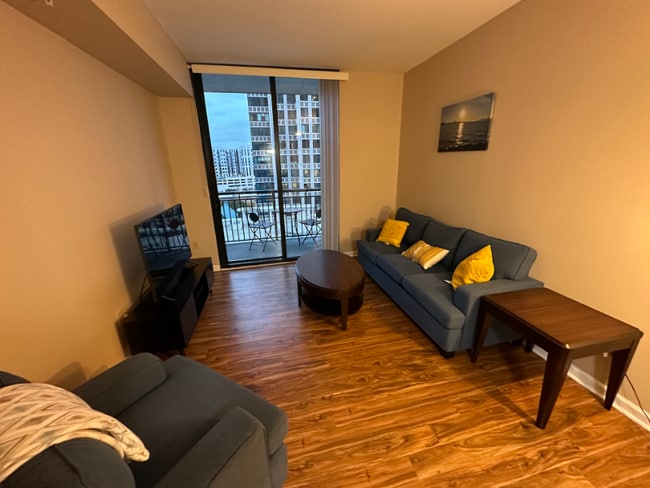 Photo - 3040 Peachtree Rd NW